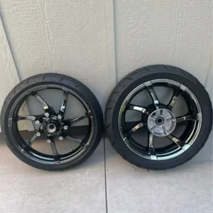 Front & Rear Agitator Wheels Contrast Chrome